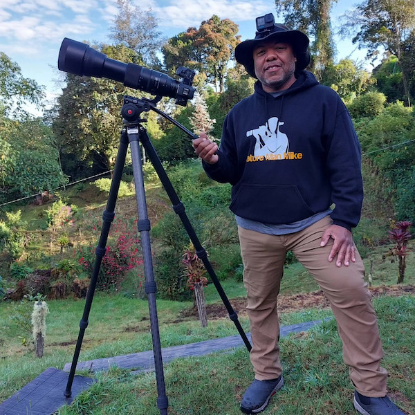 How “Bird Man Mike” Turned a Blink-and-You-Miss-It Sighting Into a Boston Birding Obsession How “Bird Man Mike” Turned a Blink-and-You-Miss-It Sighting Into a Boston Birding Obsession