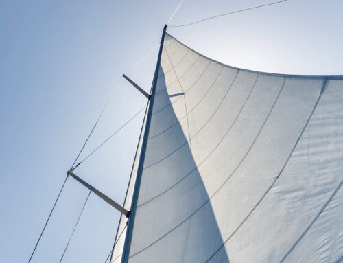 25-Foot Sailboat ran aground off of Castle Island on Thursday